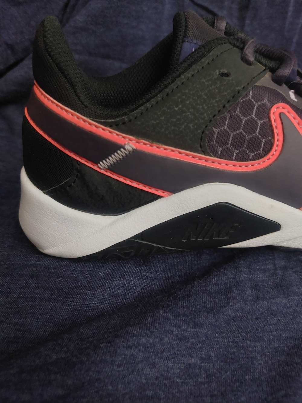 Nike Vapor Women's Black/Purple Running Sneakers with Pink Accents Sz 8.5 - Picture 8 of 13